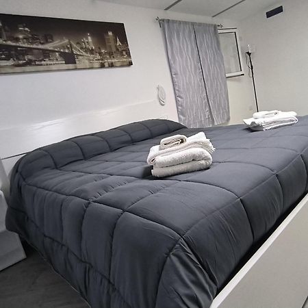 B&B Vicolo50 萨莱诺 外观 照片