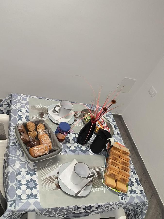 B&B Vicolo50 萨莱诺 外观 照片